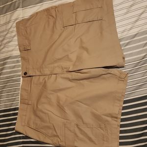 Saddlebred Men's tan brown cargo shorts, cargo pockets EXCELLENT condition EUC